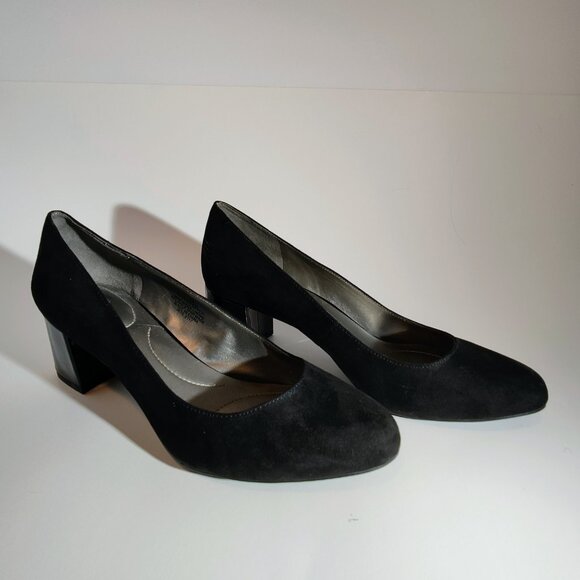 Bandolino Women's 8M Black Suede Chunky Heel Pumps - Picture 1 of 10